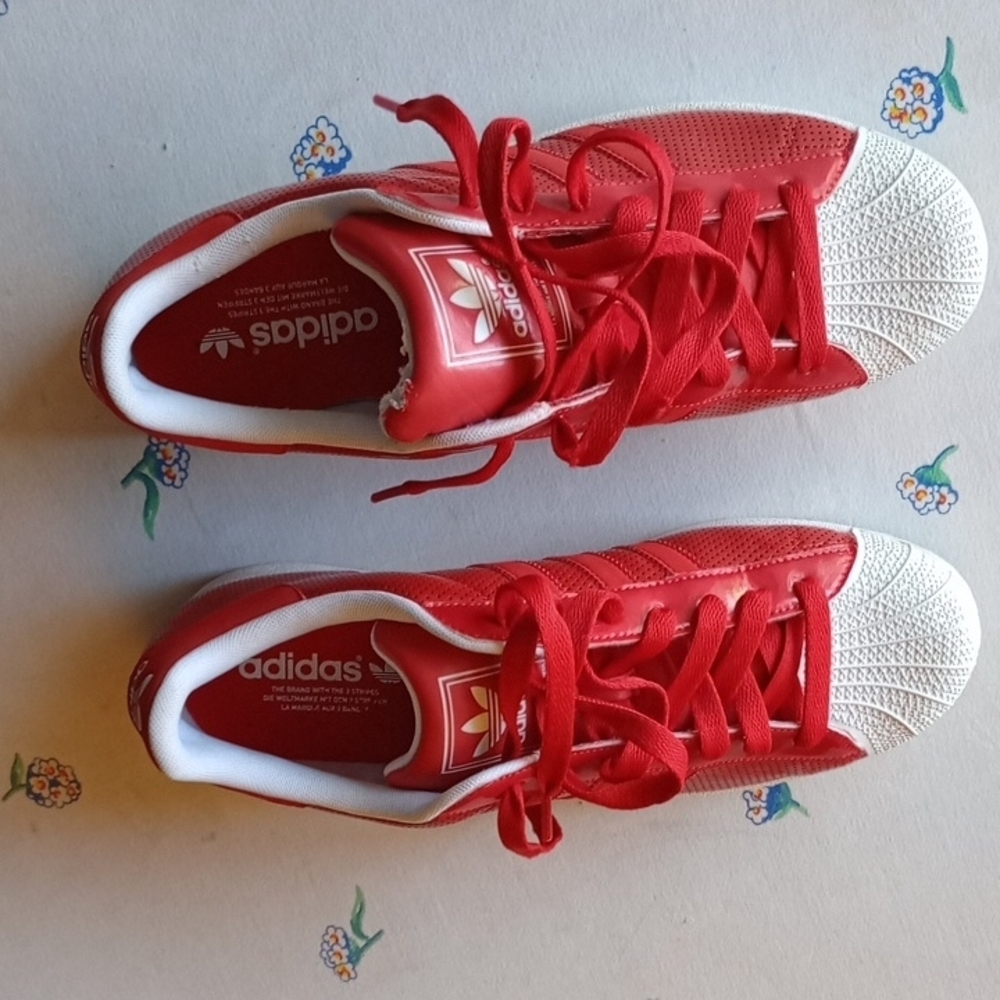 Adidas Superstar Perforated Red and White Shell Toe Sneakers Size 11.5 - Picture 4 of 9